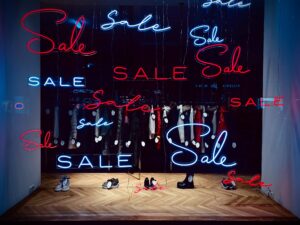 Read more about the article Become a good Sales Person